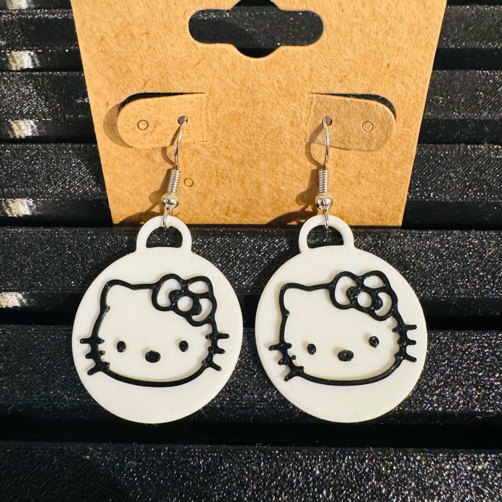 🐯3D Printed Hello Kitty Earrings🐯
